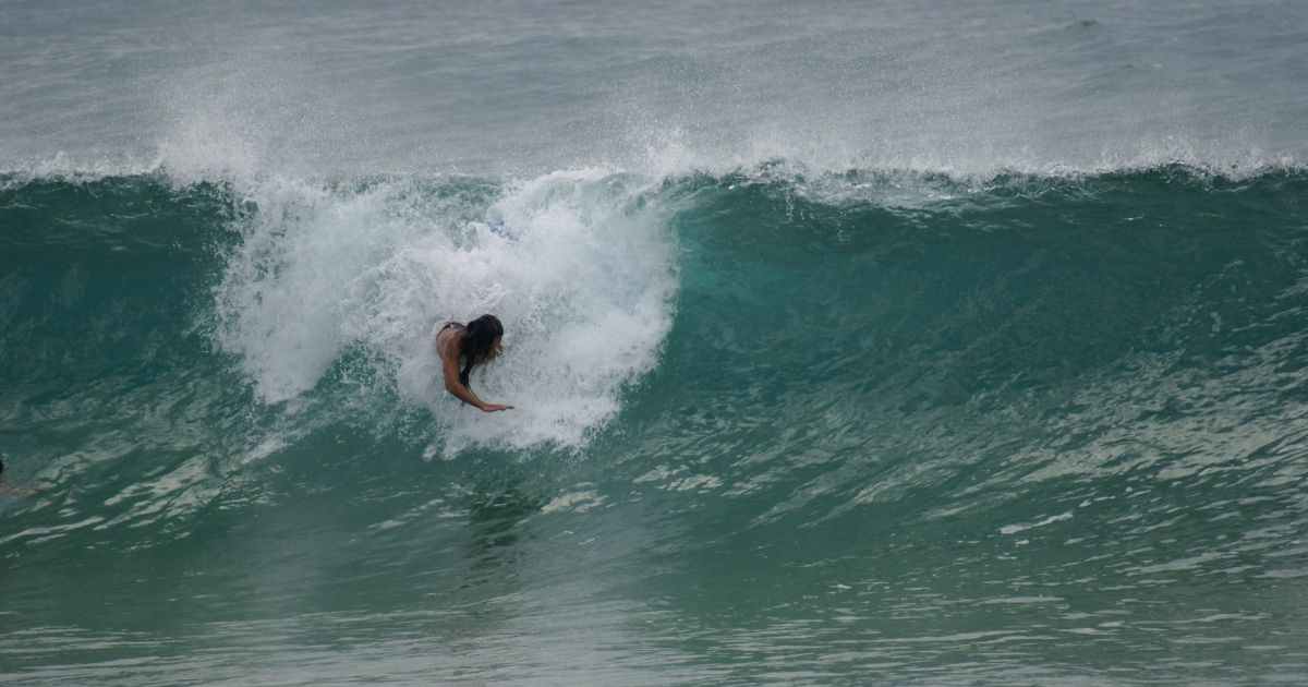body surfing wave